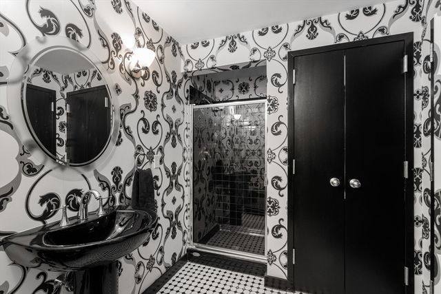 453 Washington Street 10E, Boston, MA 02111