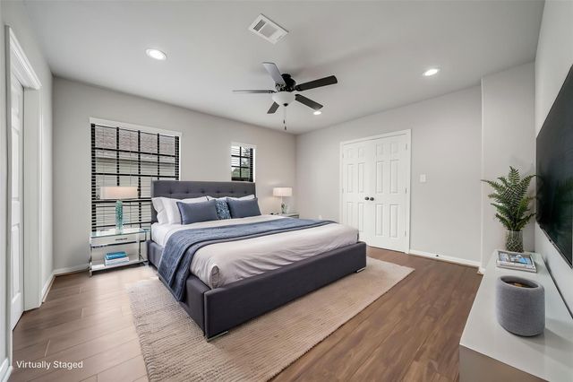7312 Main Street, Houston, TX 77030