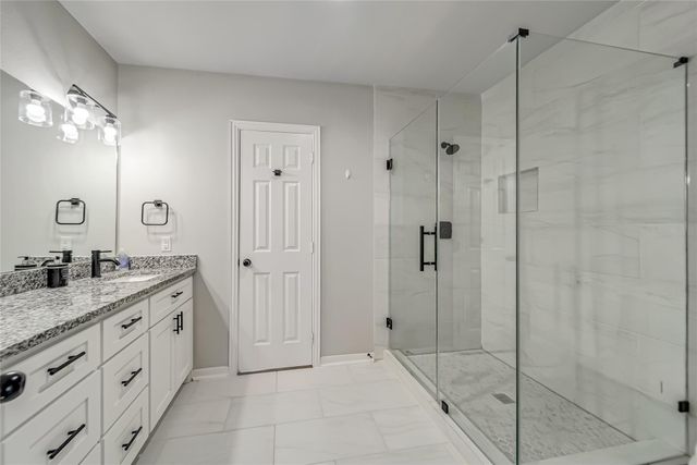7312 Main Street, Houston, TX 77030