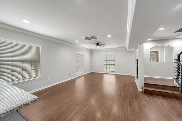 7312 Main Street, Houston, TX 77030