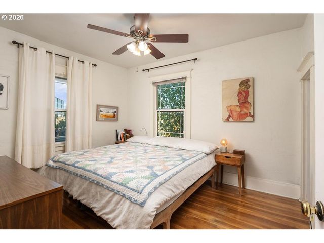 6056 Ne WILLOW St, Portland, OR 97213