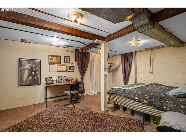 6056 Ne WILLOW St, Portland, OR 97213