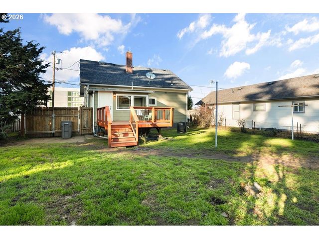 6056 Ne WILLOW St, Portland, OR 97213