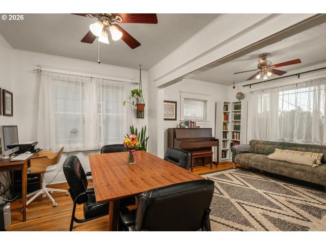 6056 Ne WILLOW St, Portland, OR 97213