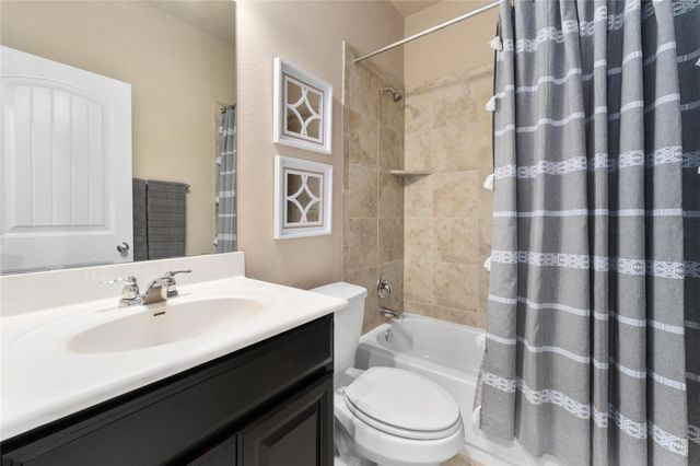 293 Brockston DR, Buda, TX 78610