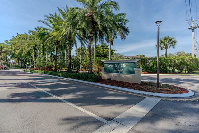 16401 Golf Club Road 113, Weston, FL 33326