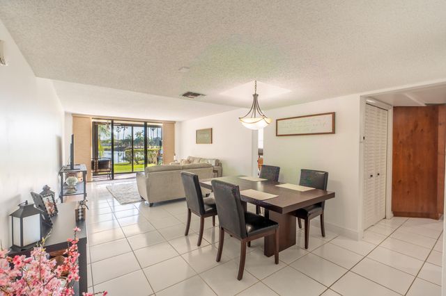 16401 Golf Club Road 113, Weston, FL 33326