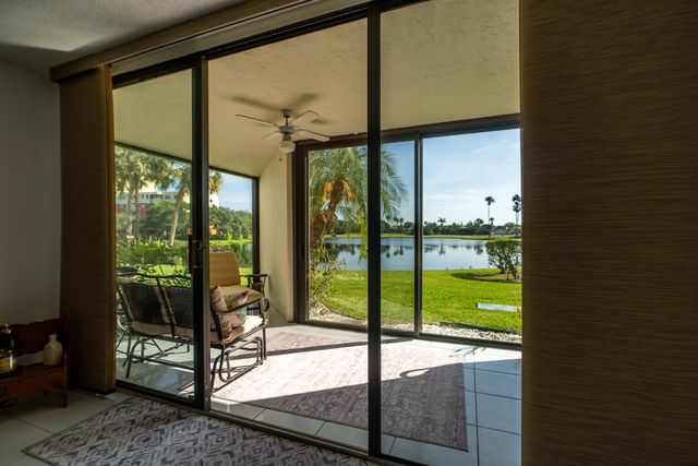 16401 Golf Club Road 113, Weston, FL 33326