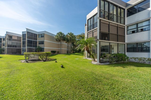 16401 Golf Club Road 113, Weston, FL 33326