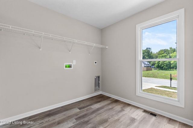 7023 Train Station Way, Louisville, KY 40272