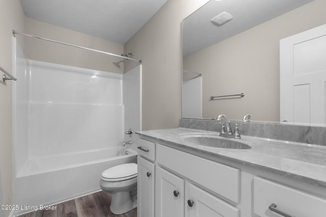 7023 Train Station Way, Louisville, KY 40272