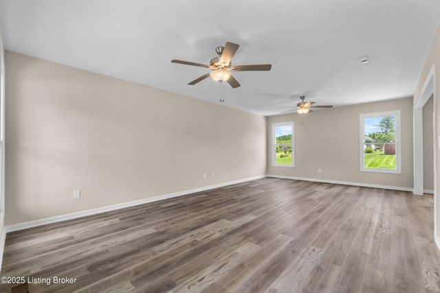 7023 Train Station Way, Louisville, KY 40272