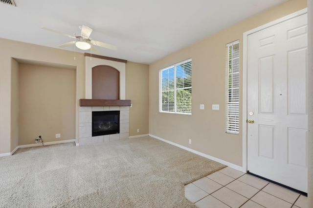 5821 Ridgepoint Dr, Antelope, CA 95843