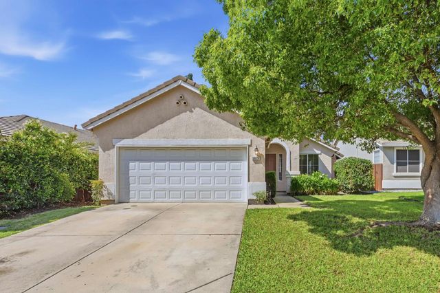 5821 Ridgepoint Dr, Antelope, CA 95843