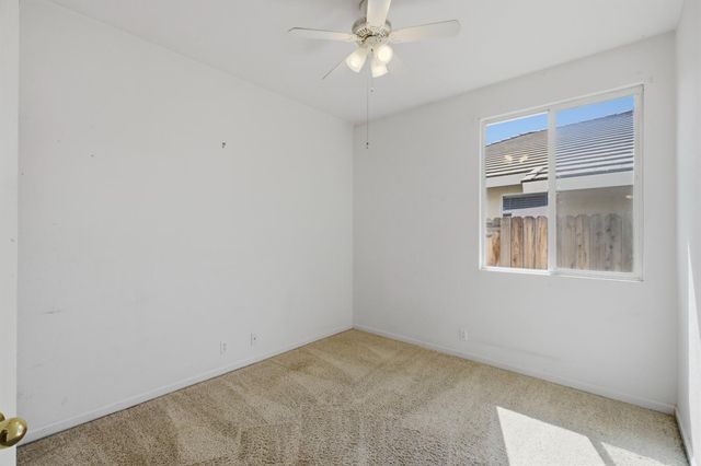 5821 Ridgepoint Dr, Antelope, CA 95843