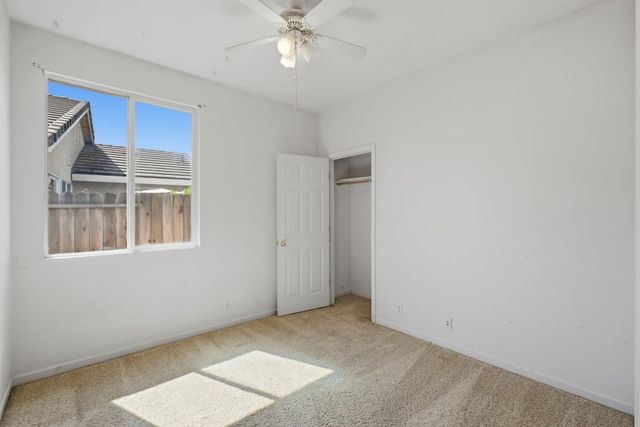 5821 Ridgepoint Dr, Antelope, CA 95843