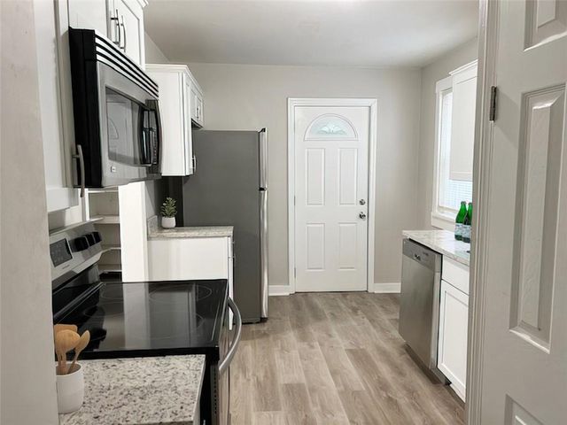 216 Askew Avenue, Kansas City, MO 64123