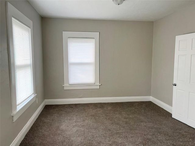 216 Askew Avenue, Kansas City, MO 64123