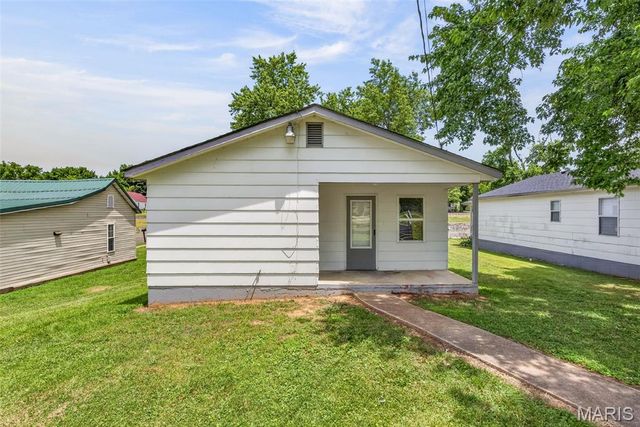 405 S Jackson Street, Desloge, MO 63601