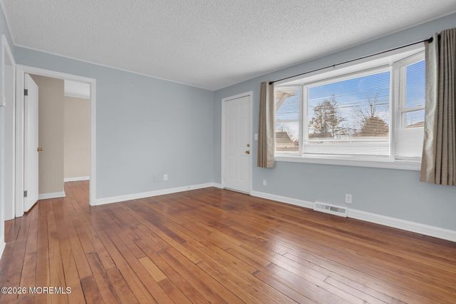 2006 Coral Way, Wall, NJ 07719