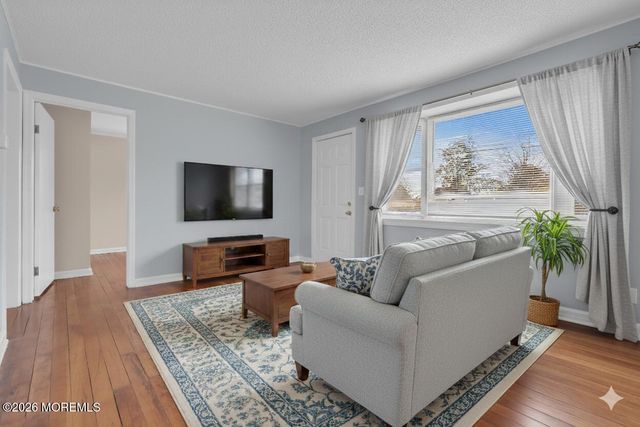 2006 Coral Way, Wall, NJ 07719