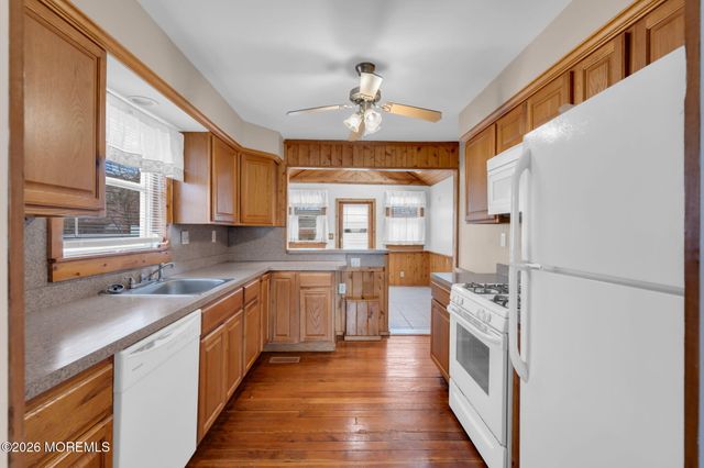 2006 Coral Way, Wall, NJ 07719