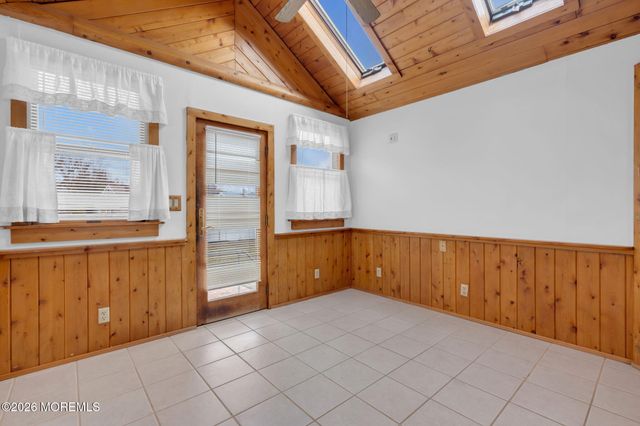 2006 Coral Way, Wall, NJ 07719