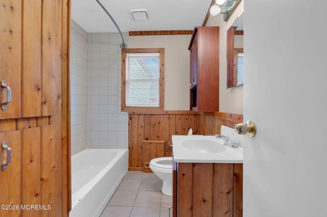 2006 Coral Way, Wall, NJ 07719