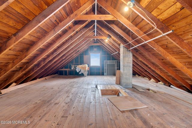 2006 Coral Way, Wall, NJ 07719