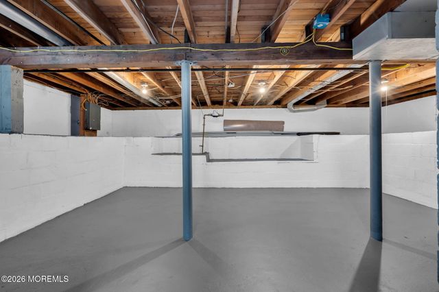 2006 Coral Way, Wall, NJ 07719