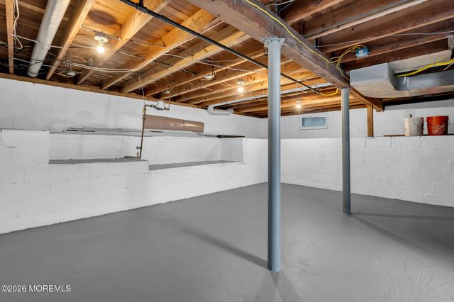 2006 Coral Way, Wall, NJ 07719