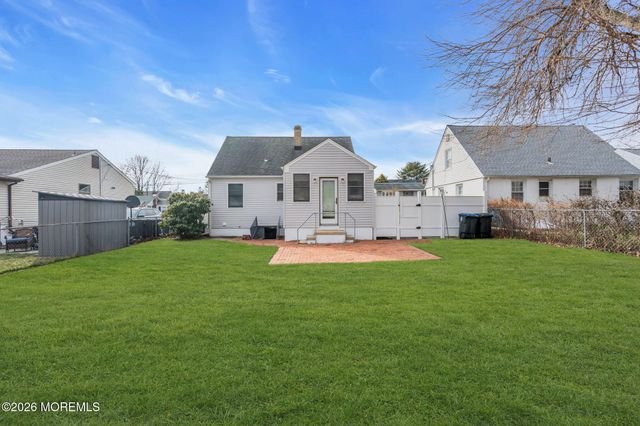 2006 Coral Way, Wall, NJ 07719