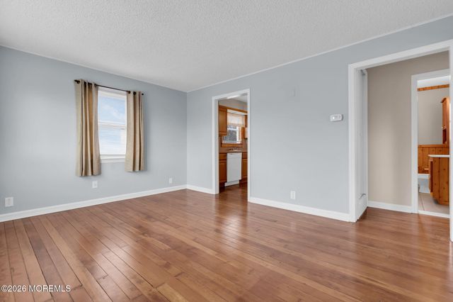 2006 Coral Way, Wall, NJ 07719