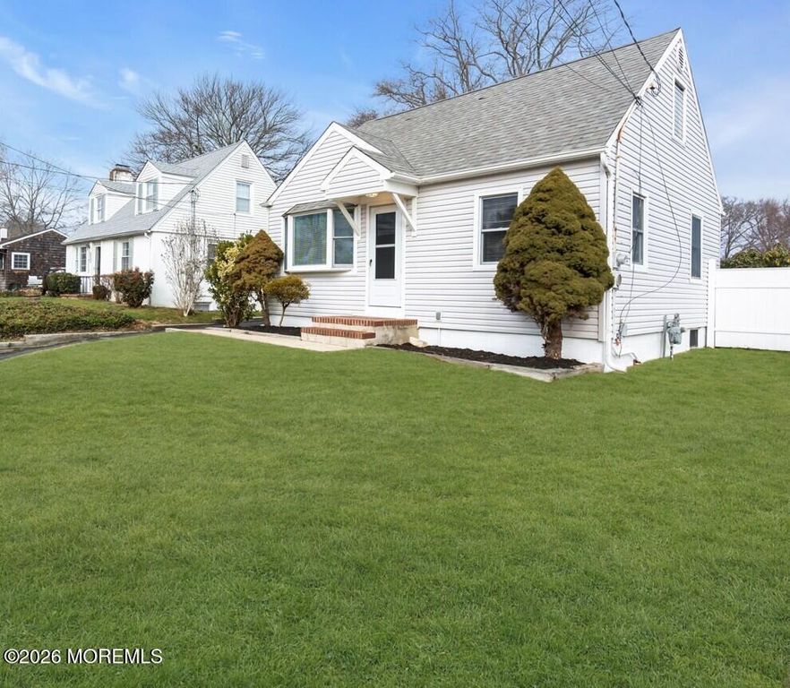 2006 Coral Way, Wall, NJ 07719