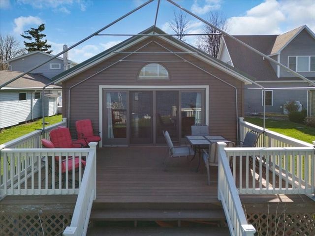 7025 Lake Bluff Road, Huron, NY 14590