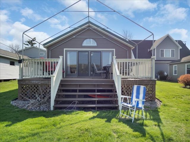 7025 Lake Bluff Road, Huron, NY 14590