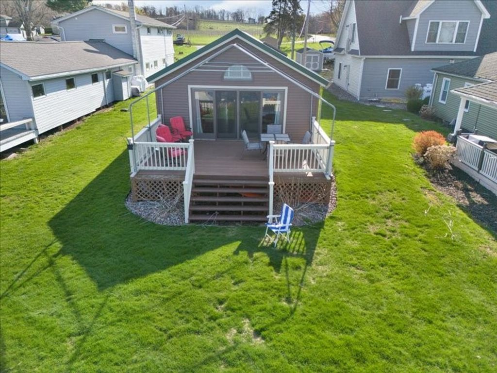 7025 Lake Bluff Road, Huron, NY 14590