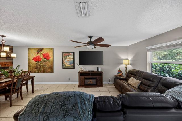 3002 NW 103rd Lane, Coral Springs, FL 33065