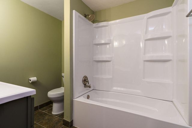 6629 Olivetree Court, Reynoldsburg, OH 43068
