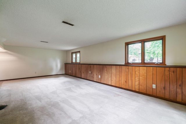 6629 Olivetree Court, Reynoldsburg, OH 43068