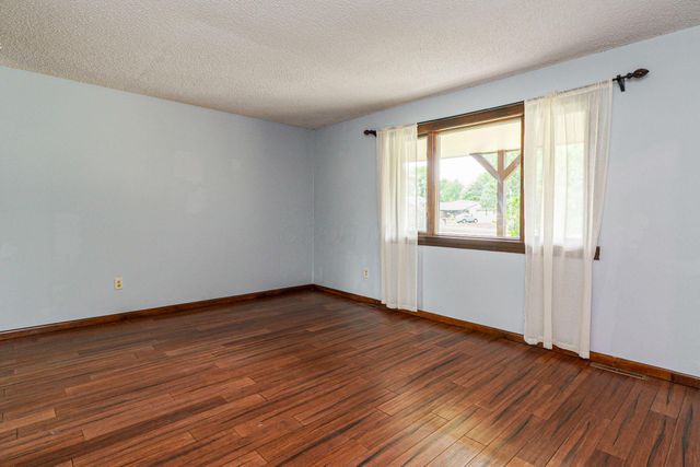 6629 Olivetree Court, Reynoldsburg, OH 43068