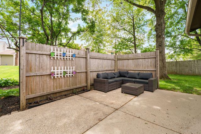 6629 Olivetree Court, Reynoldsburg, OH 43068