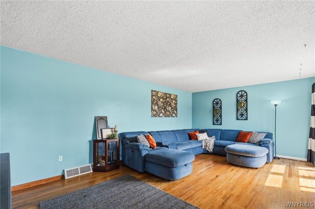 4175 Lockport Road, Cambria, NY 14094