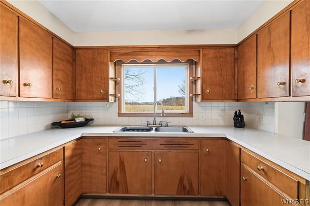 4175 Lockport Road, Cambria, NY 14094