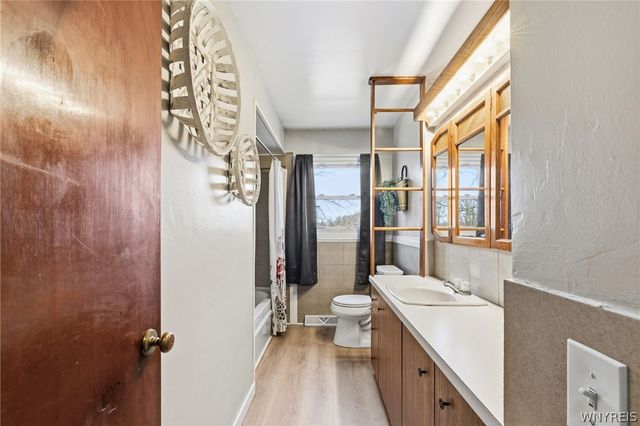 4175 Lockport Road, Cambria, NY 14094