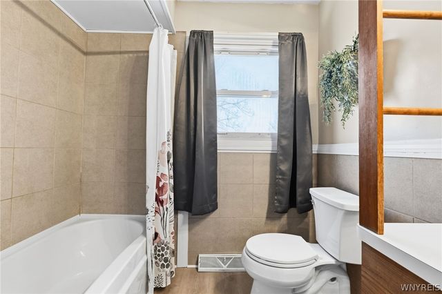 4175 Lockport Road, Cambria, NY 14094