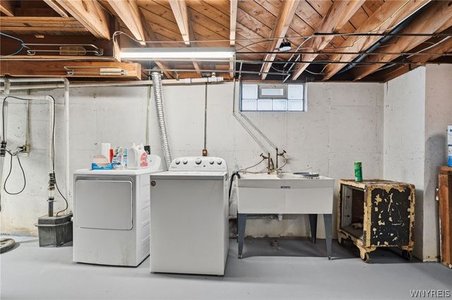 4175 Lockport Road, Cambria, NY 14094