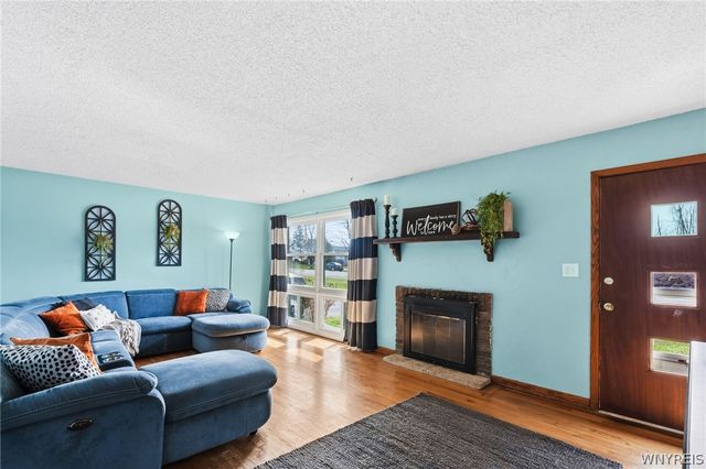 4175 Lockport Road, Cambria, NY 14094