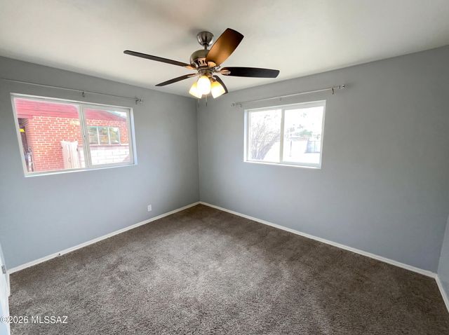 6702 E Scarlett Street, Tucson, AZ 85710