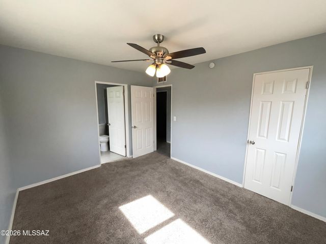 6702 E Scarlett Street, Tucson, AZ 85710